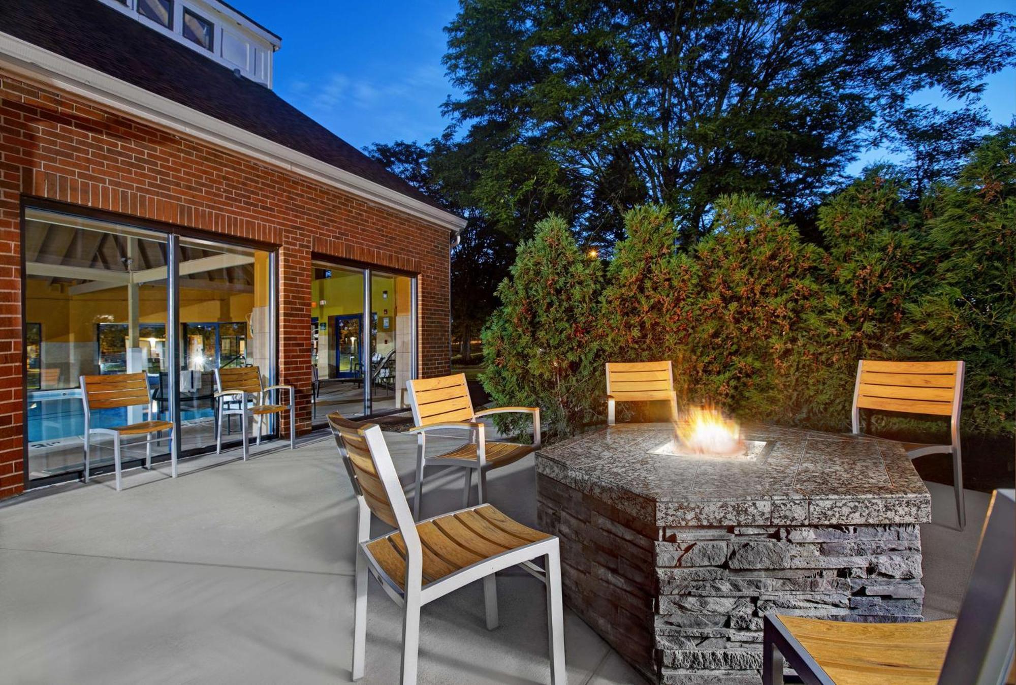 Homewood Suites By Hilton Chicago-Lincolnshire Eksteriør billede